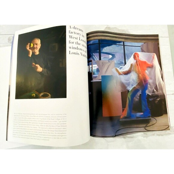 Louis Vuitton THE BOOK No. 14 Catalog Magazine 2022 March + Holidays Price List - Picture 7 of 11